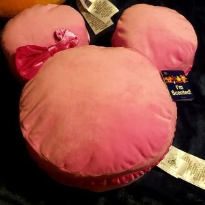 DISNEY PILLOW SEPERATLY